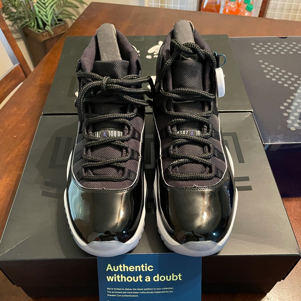 Air Jordan 11 “Space Jam” 2016